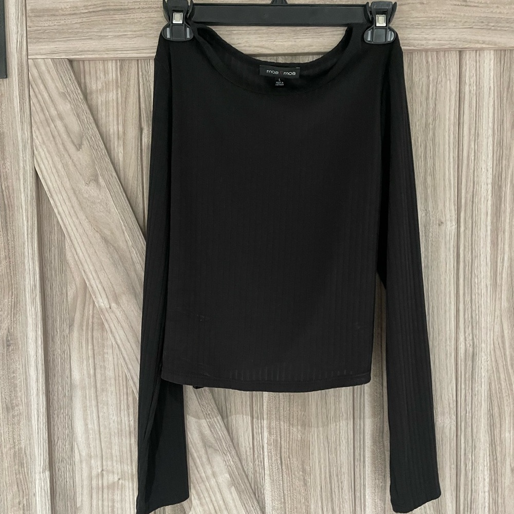 Black long sleeve with open back